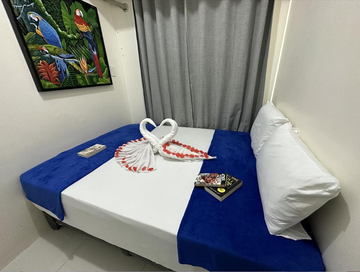 Stays At Green Residences 1 Studio Room Couples Bed With Complimentary Breakfast For 2 Manila Exterior photo
