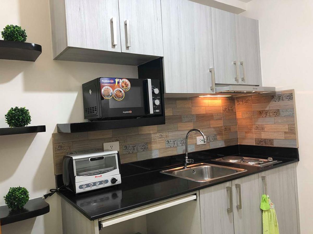 Stays At Green Residences 1 Studio Room Couples Bed With Complimentary Breakfast For 2 Manila Exterior photo